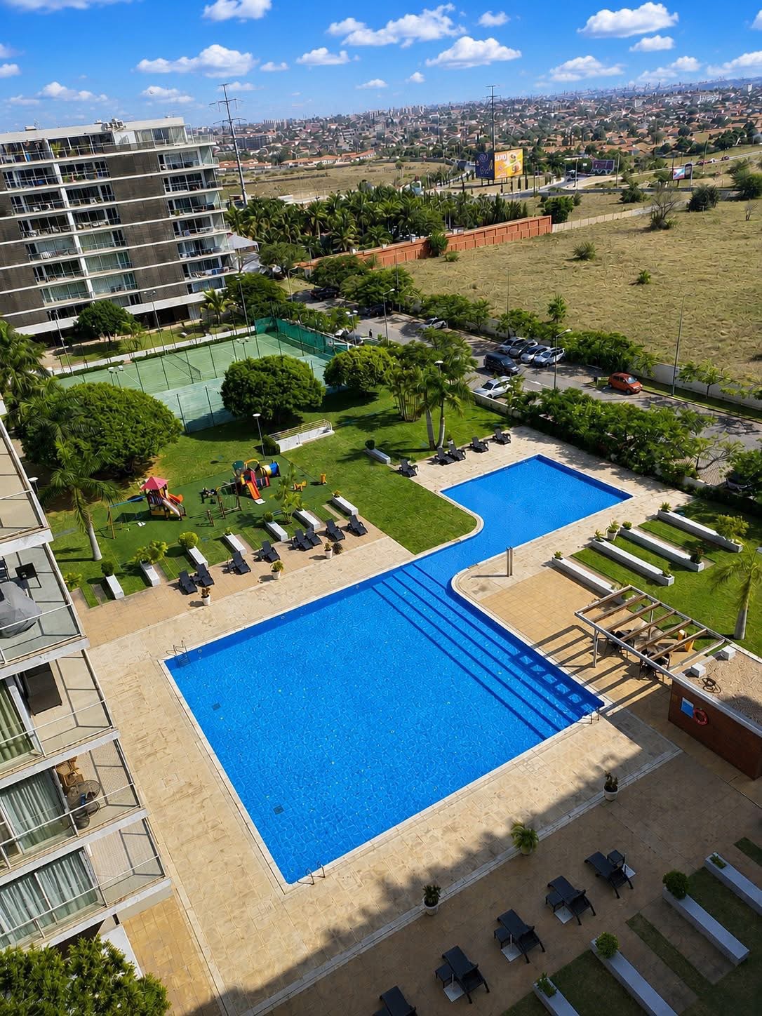 ARRENDAMENTO - TO RENT Apartamento T2 mobiliado, no Condomínio Terraços do Atlântico, Talatona. - Foto 1