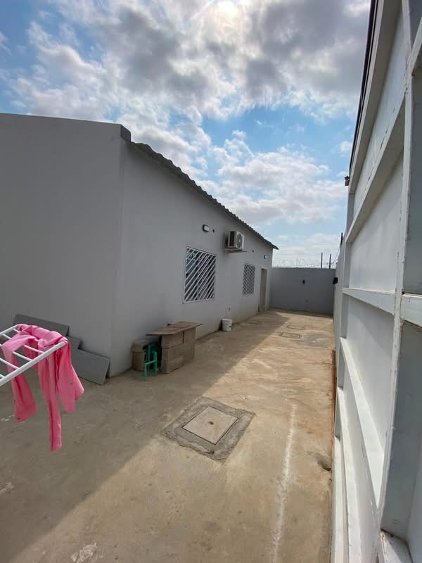 🏡 Vivenda T2+1 Pronta a Habitar em Condomínio Fechado - Foto 1