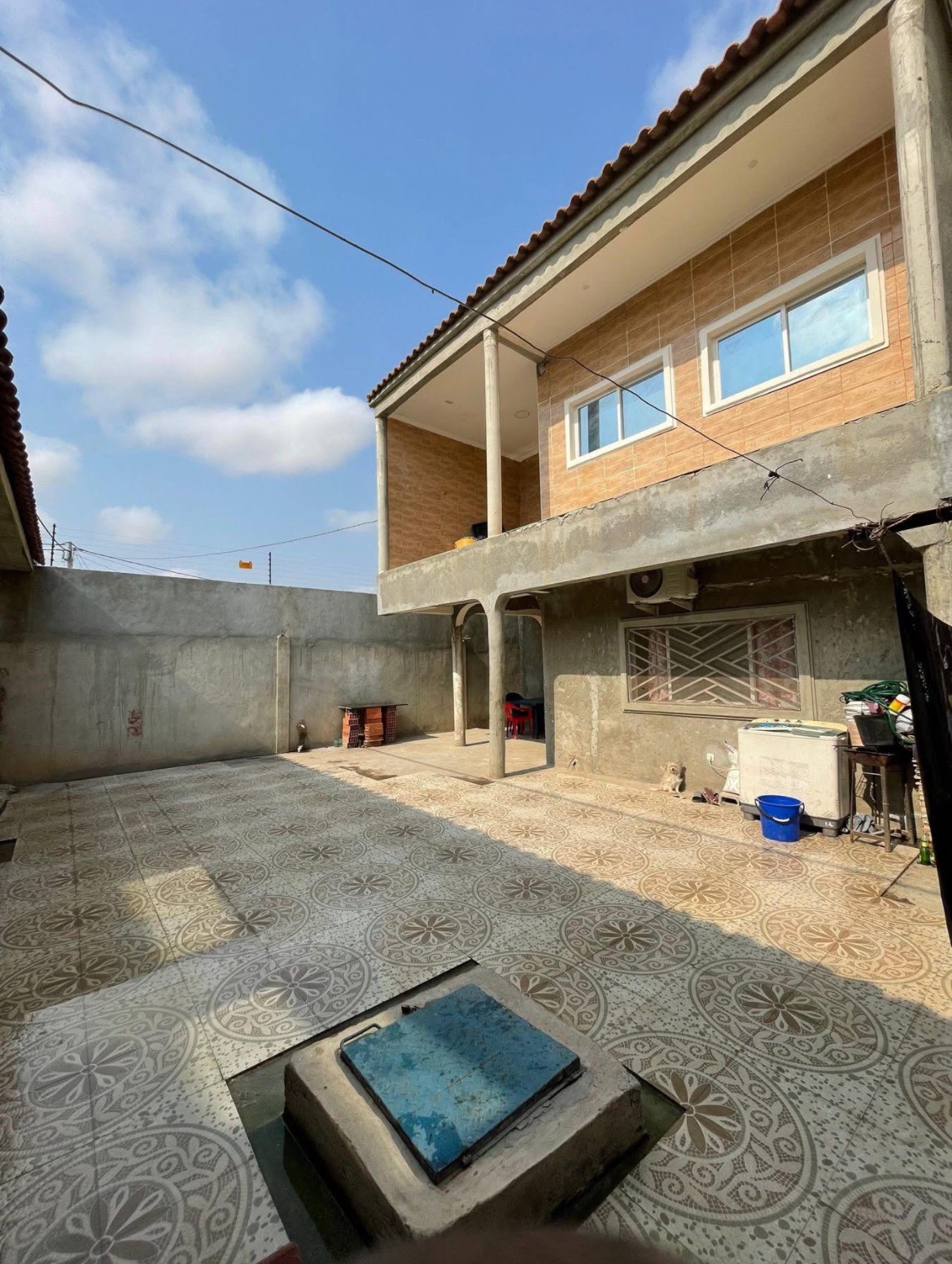 🚨🏡__ MORADIA T5 À VENDA __🏡🚨 💰 Preço: 30.000.000 Kz 🤝 Valor negociável após visita ao imóvel. em Luanda - T5