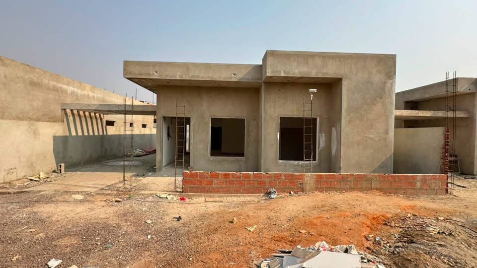 🏡VIVENDA T3 TÉRREA MODERNA À VENDA NO RESIDENCIAL QUINTA DAS OLIVEIRAS-PATRIOTA em Luanda - T3