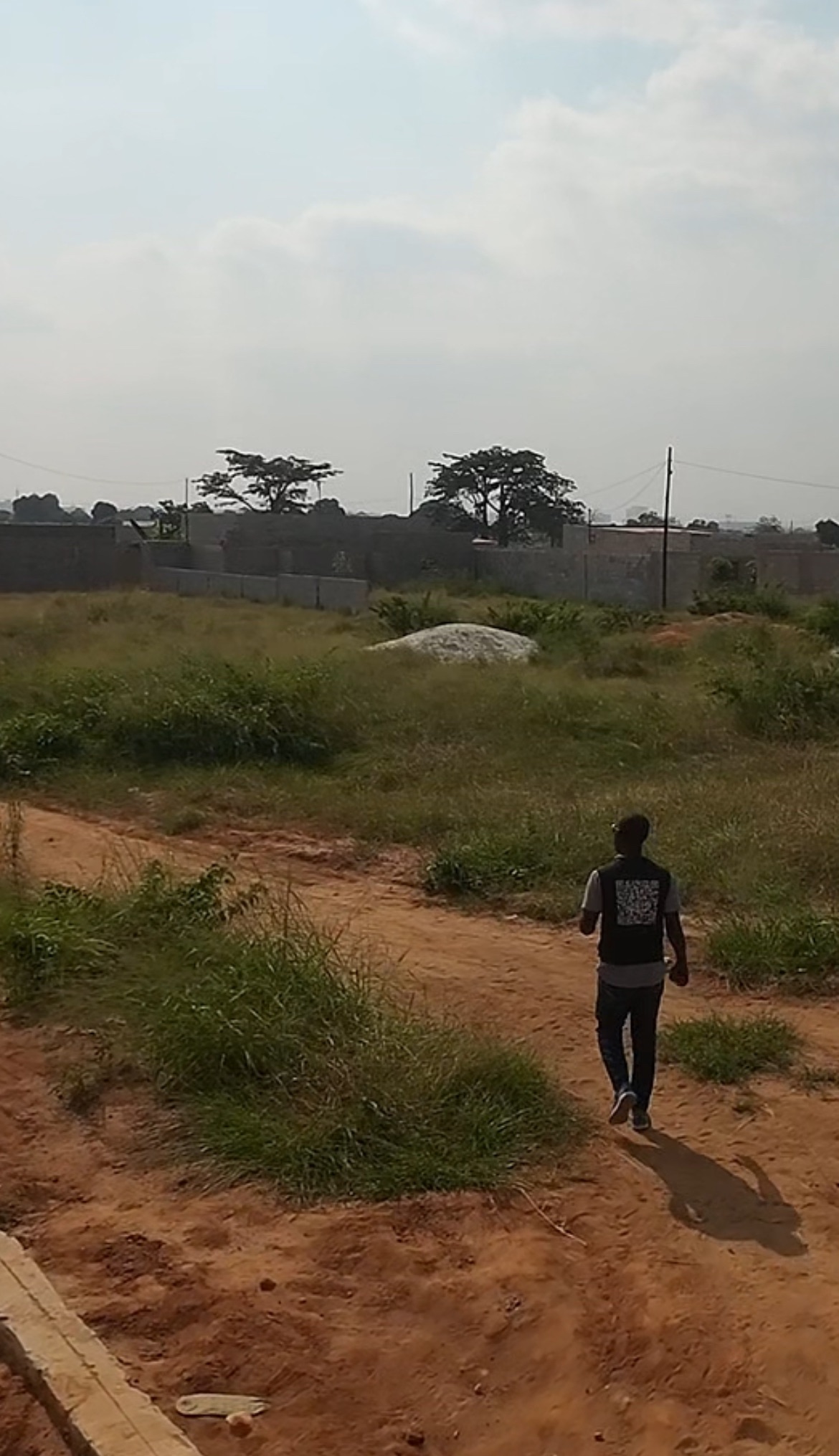 VENDA | TERRENO NO ZANGO 1 LADO B - Foto 1