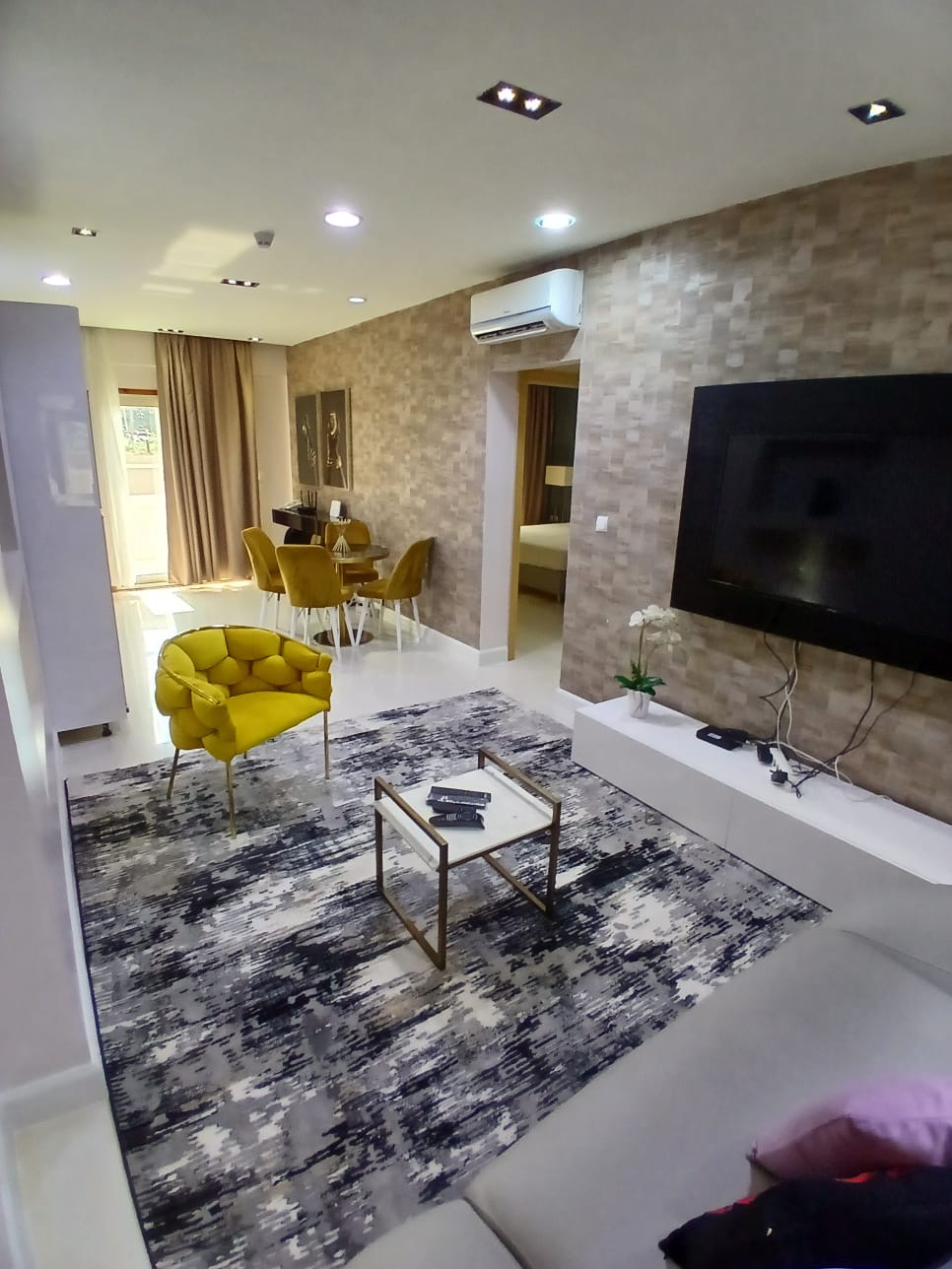ARRENDAR | APARTAMENTO T1+1 MOBILADO NA ILHA DE LUANDA - Foto 1