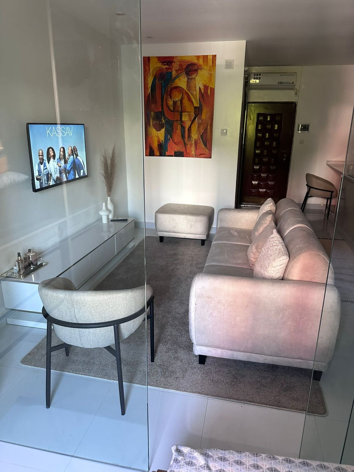 VENDA | APARTAMENTO T0 NA MUTAMBA(Zuata) - Foto 1