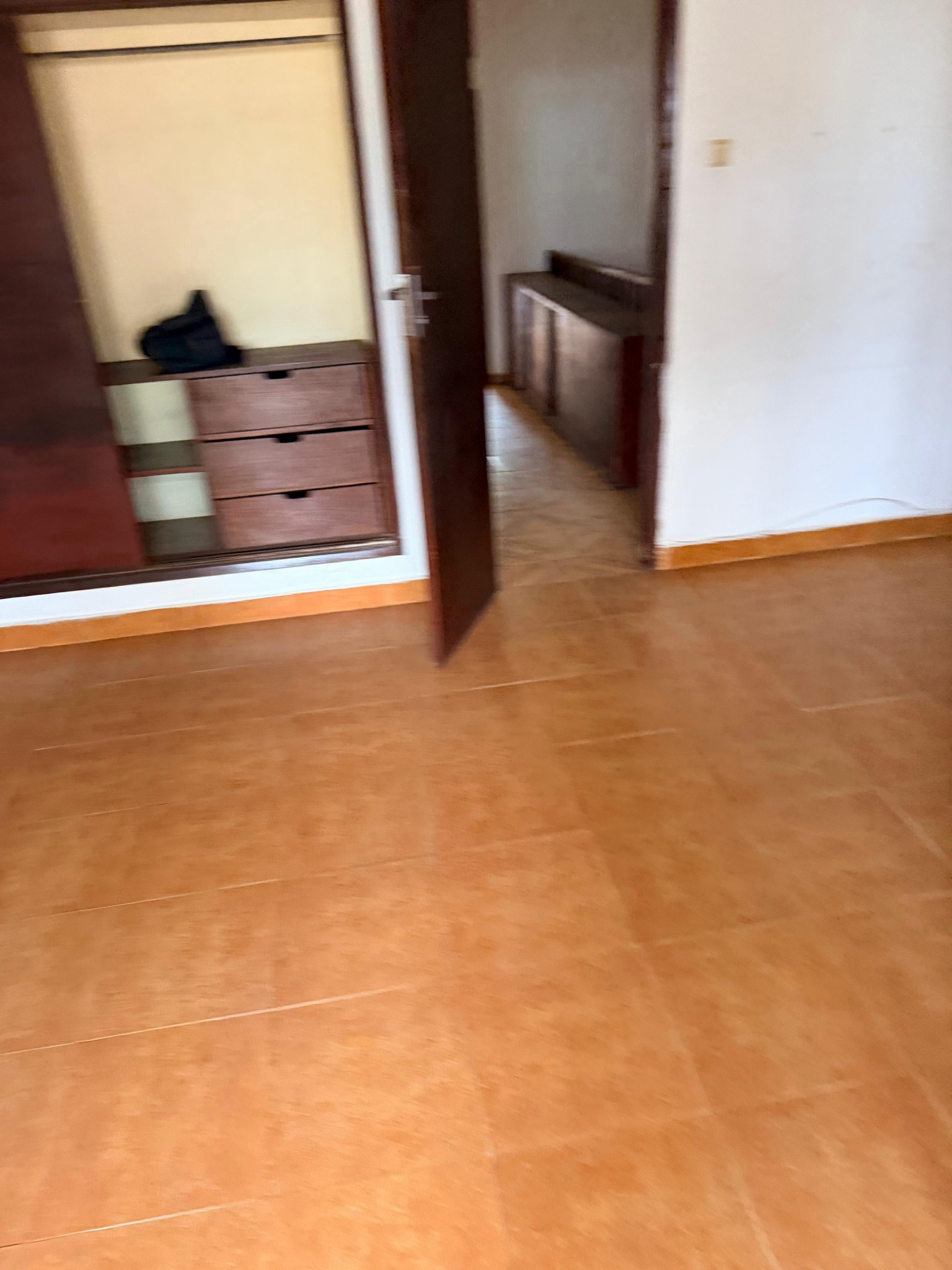 VENDA | MORADIA V3 NA VILA ALICE (Largo sem saída) - Foto 1