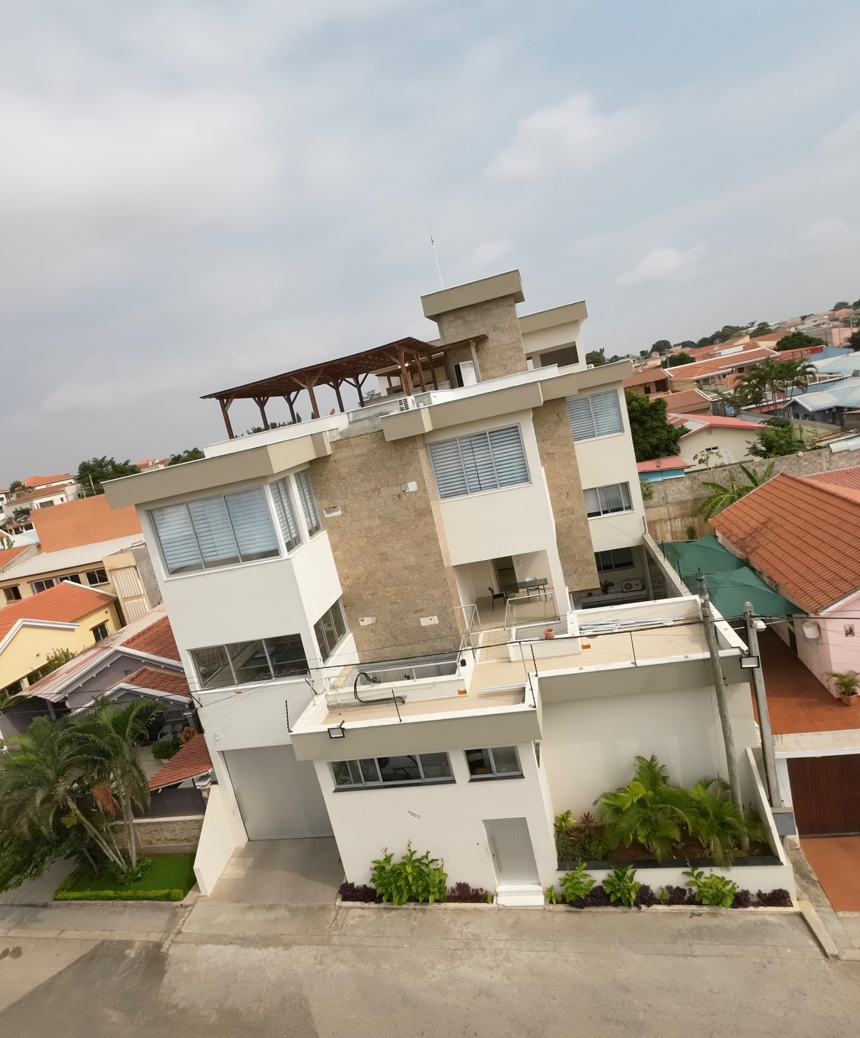 ARRENDAR | VIVENDA V9 NA URBANIZAÇÃO NOVA VIDA - Foto 1