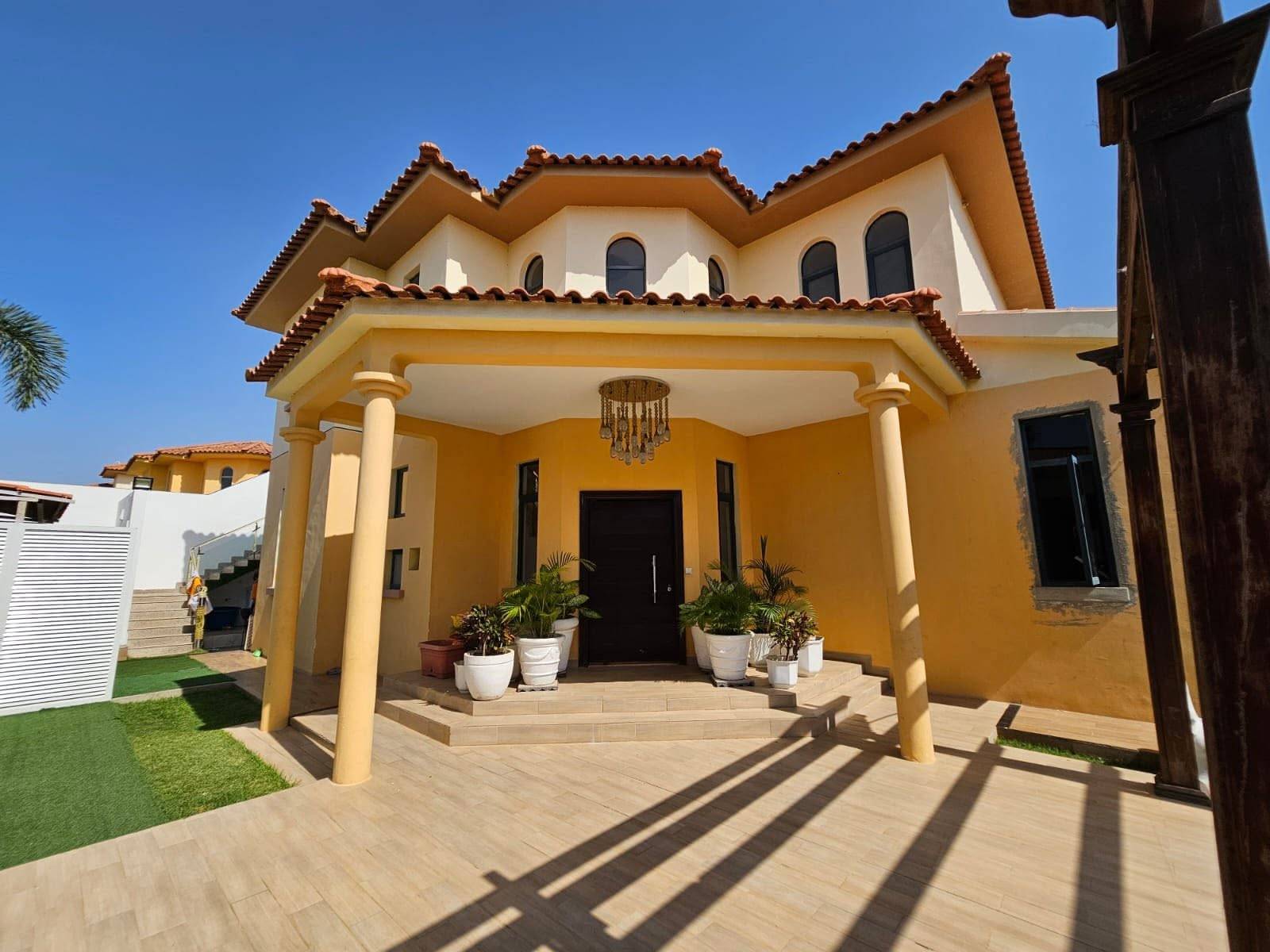 *_• Vivenda T7 + 1 Super luxuosa, e Totalmente mobilada •_* _📍Localizada no Jardim de Rosas._ * - Foto 1