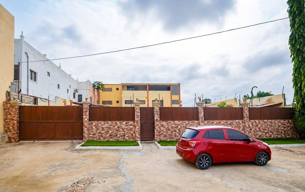 MORADIA T5+2 À VENDA – BENFICA 🏡 💰 Preço: 150.000.000 Kz - Foto 1