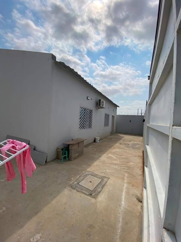 🏡 Vivenda T2+1 Pronta a Habitar em Condomínio Fechado em Luanda - T3