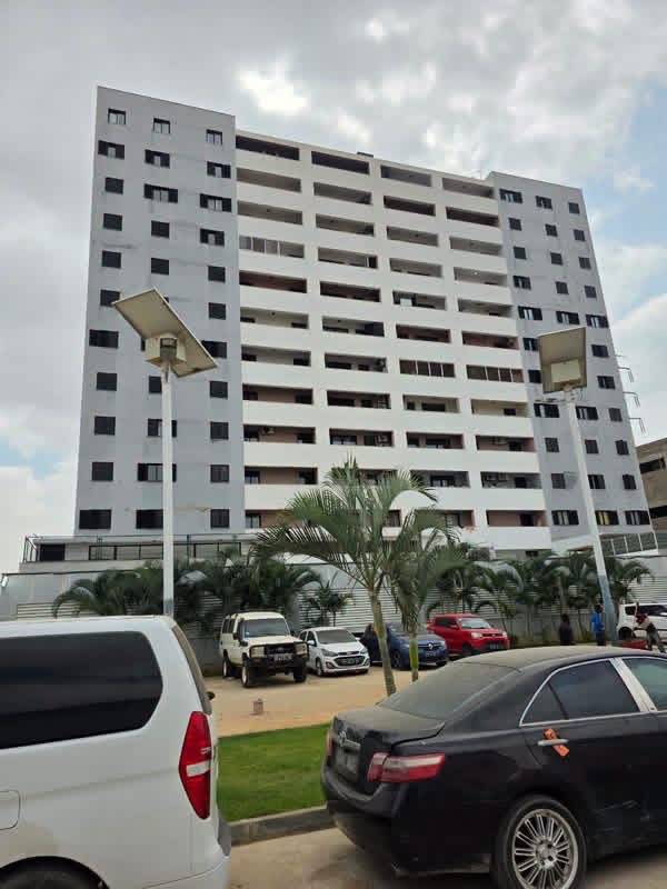 VENDER::    APARTAMENTO T2 MOBILADO À VENDA – NO CONDOMÍNIO BOLIVARD, PATRIOTA (Excelente oportunidade de investimento ou habitação própria!)