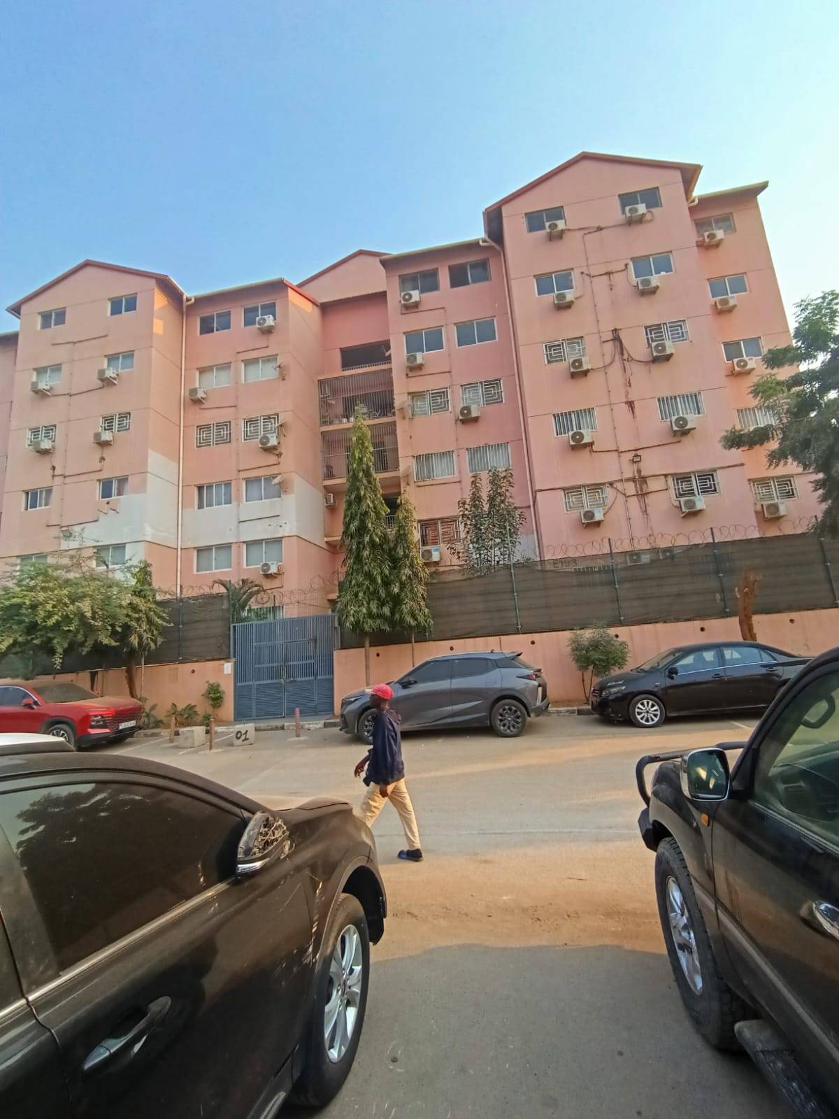 ARRENDA-SE APARTAMENTO T3 NO PROJETO NOVA VIDA | Rua 50 | Primeiro Andar - Foto 1