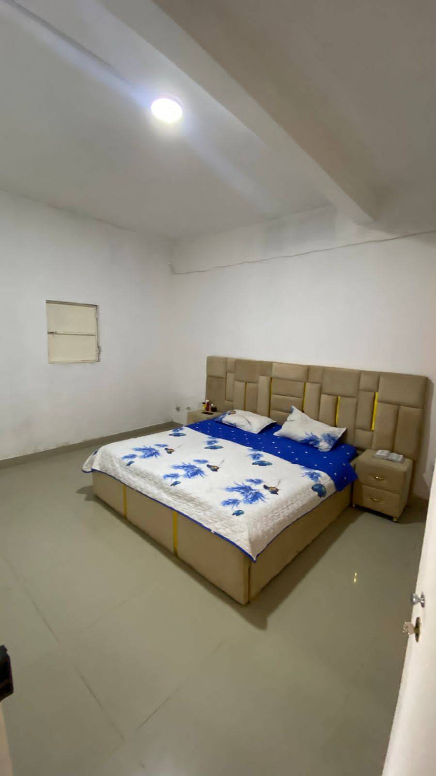 T2 13 milhões negociável em Luanda - T2
