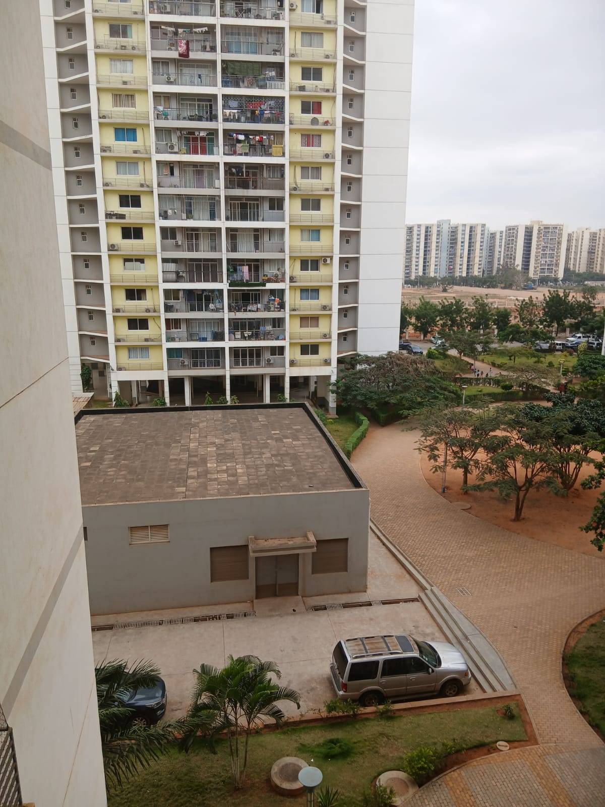 Apartamento T4 na vida pacífica Zango 0 - Foto 1