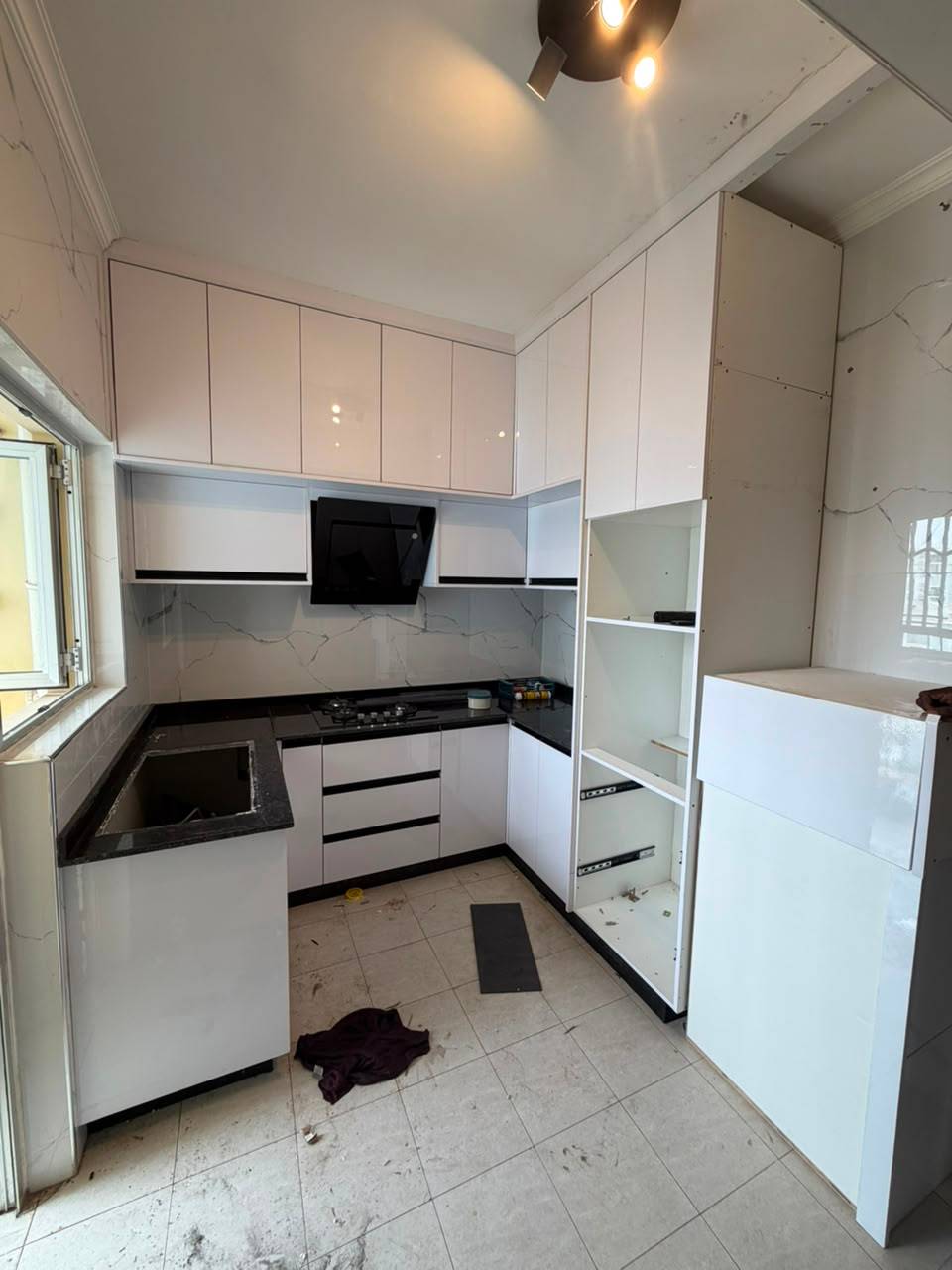 ARRENDAR | APARTAMENTO T3+1 NO KILAMBA  em Luanda - T3