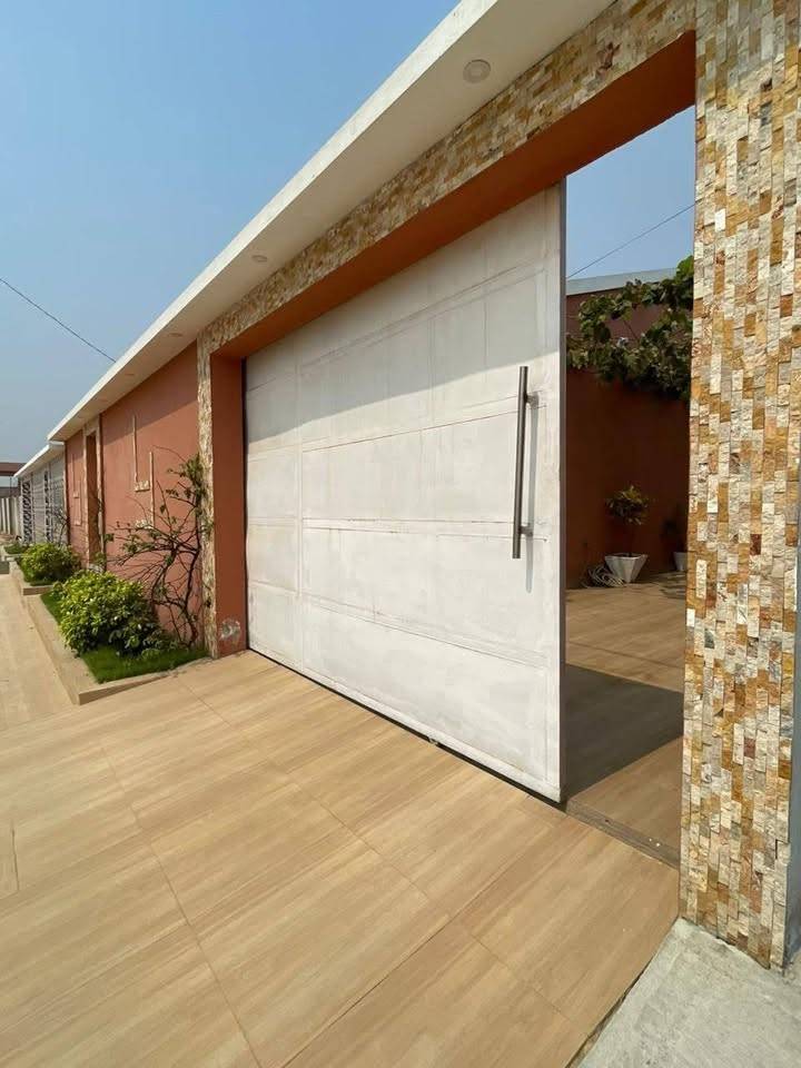 VENDA | VIVENDA 🏡V3 +1 com anexo no Luanda Sul (Dentro do Condomínio da polícia 👮‍♀️ zona 100% Segura)  - Foto 1