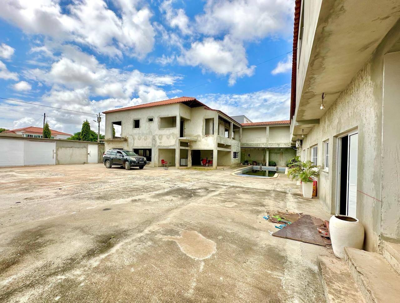 VENDA | VIVENDA V9 DE ALTO PADRÃO – Ideal para Família Grande, Eventos ou Investimento - Foto 1