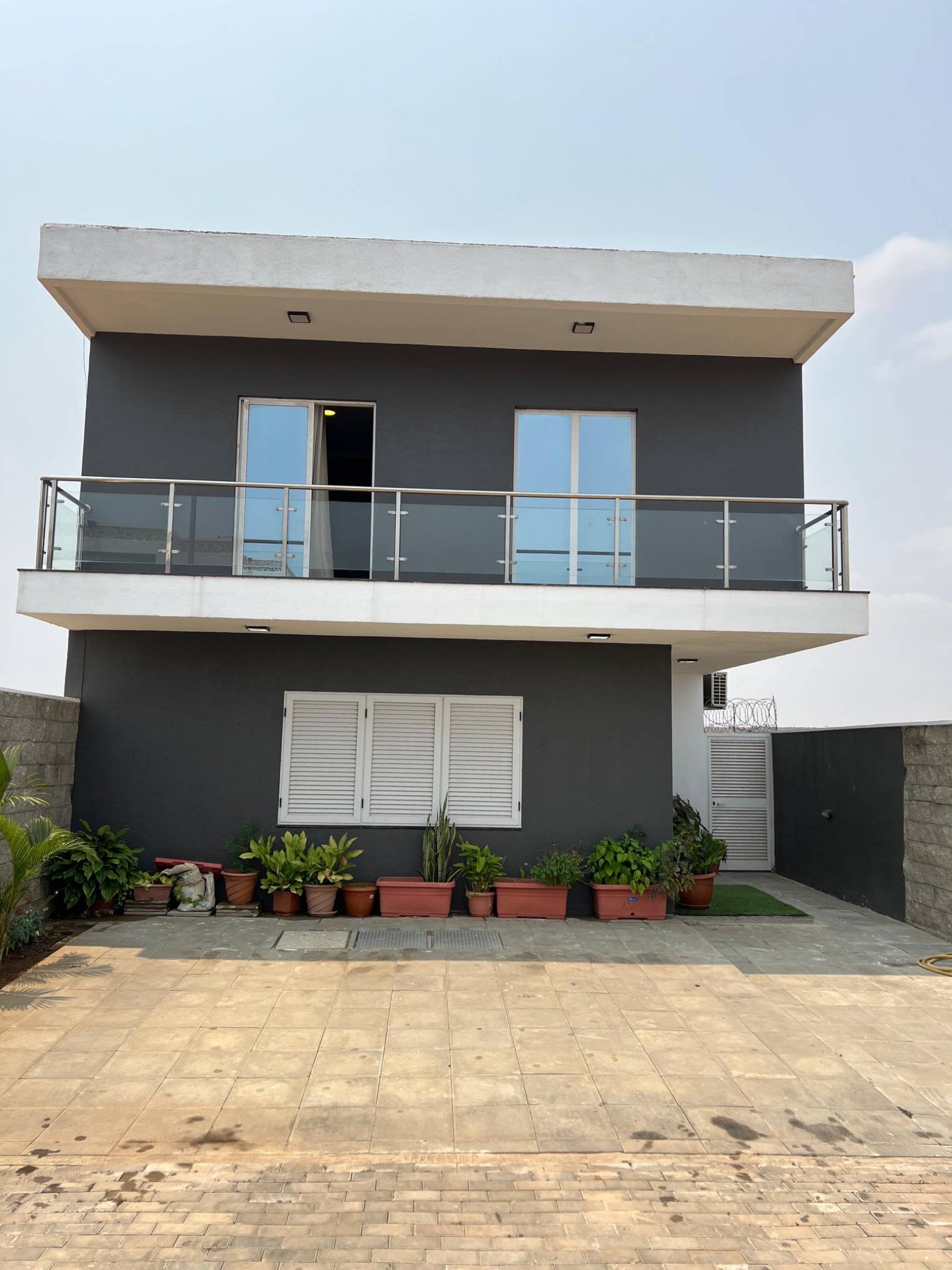 VENDA | VIVENDA V3 DUPLEX — NO CONDOMÍNIO ATLANTIC CITY, BENFICA