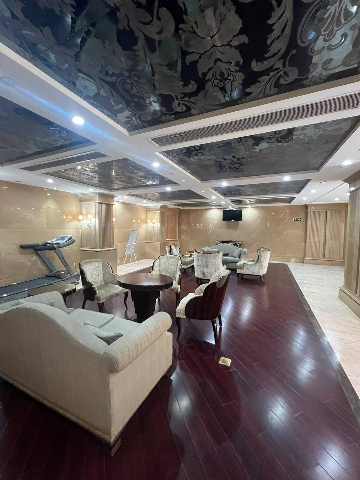 ARRENDAR | APARTAMENTO T3+1 NO EDIFÍCIO PALÁCIO REAL - INGOMBOTA.  - Foto 1