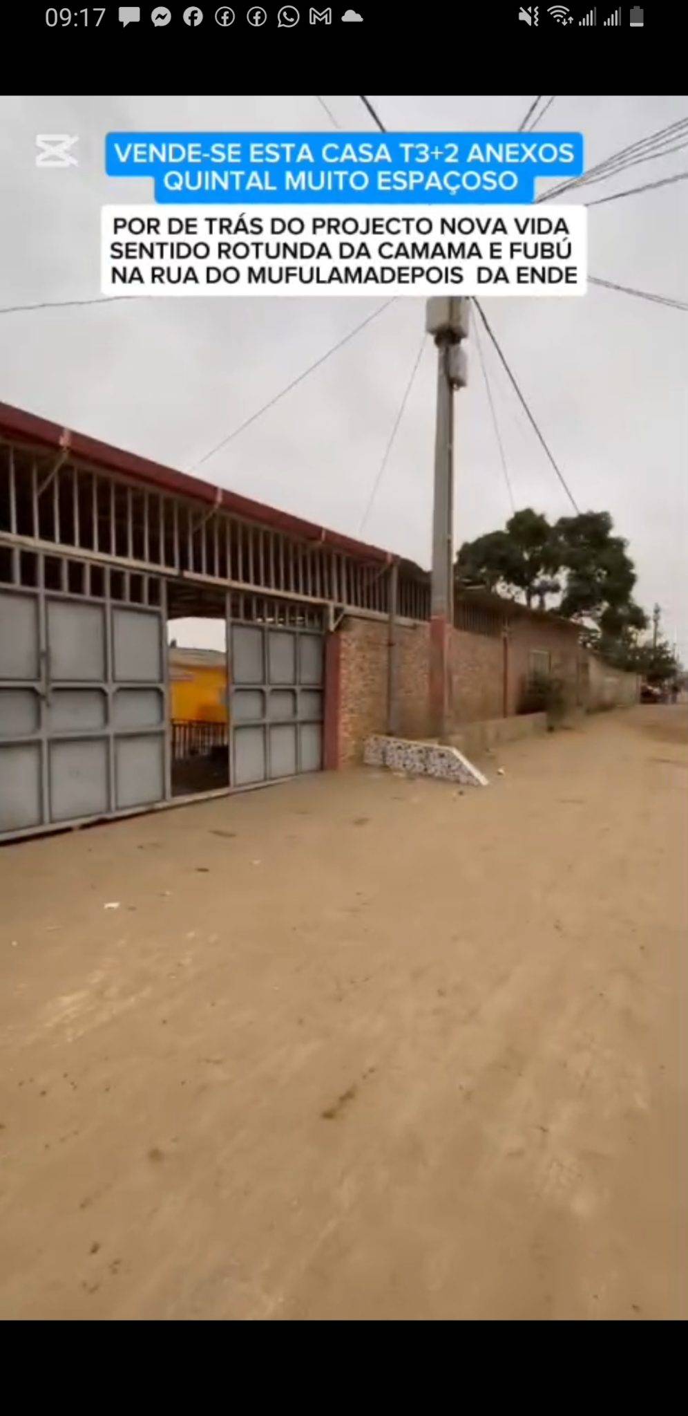 Vende-se esta casa T3+2 anexos Dentro de um quintal muito grande . Localização: Por de trás do Projecto Nova Vida, sentido rotunda da Camama e Fubú, na rua do Mufulama, depois da ENDE. 6 minutos da estrada do Mufulama . 3-Quartos (1 é suite) 1-Sala 2-Cozinhas (dentro e fora) 3-Wc de apoio