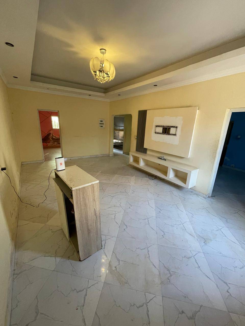 Arrenda-se esta casa T3 Quintal sozinho - Foto 1