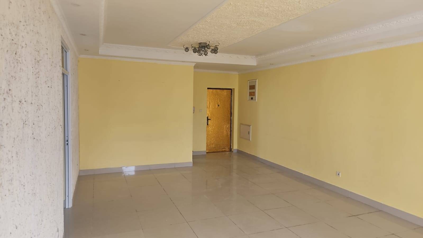 VENDE SE ESTE APARTAMENTO DE Tipologia: T3* em Luanda - T3