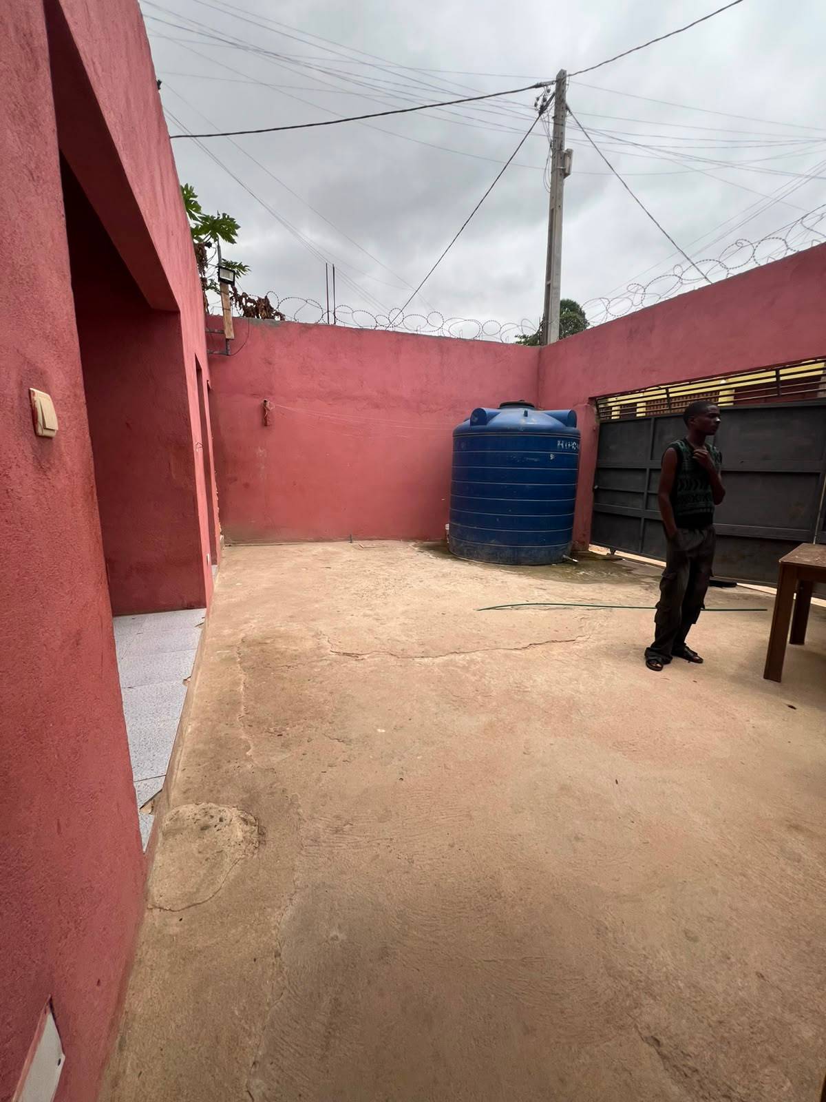 Arrenda se está T1 Talatona em Luanda - T1